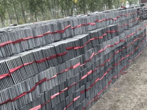 點擊查看詳細信息<br>標題：青瓦 閱讀次數(shù)：1328